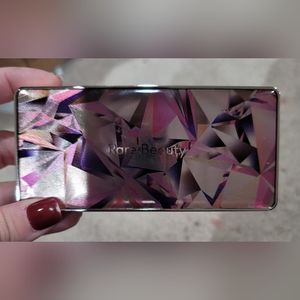 Rare Beauty Magnetic Eyeshadow palette